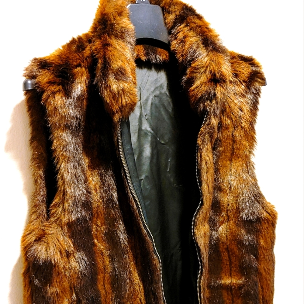 Reversible faux fur vest